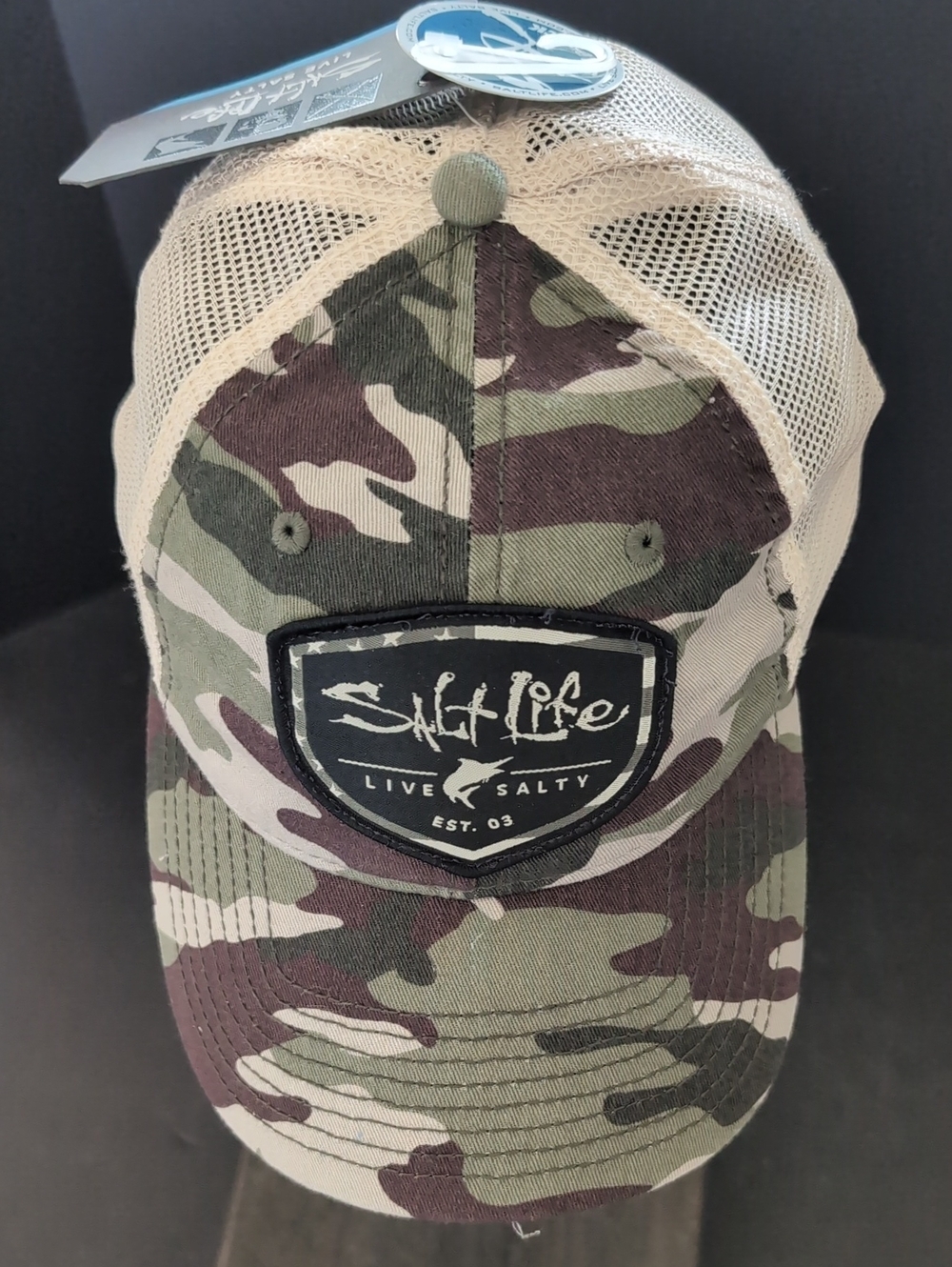NWT,Salt Life,Live Salty Mens Green/Brown/Cream Camo Snapback Trucker Hat.
